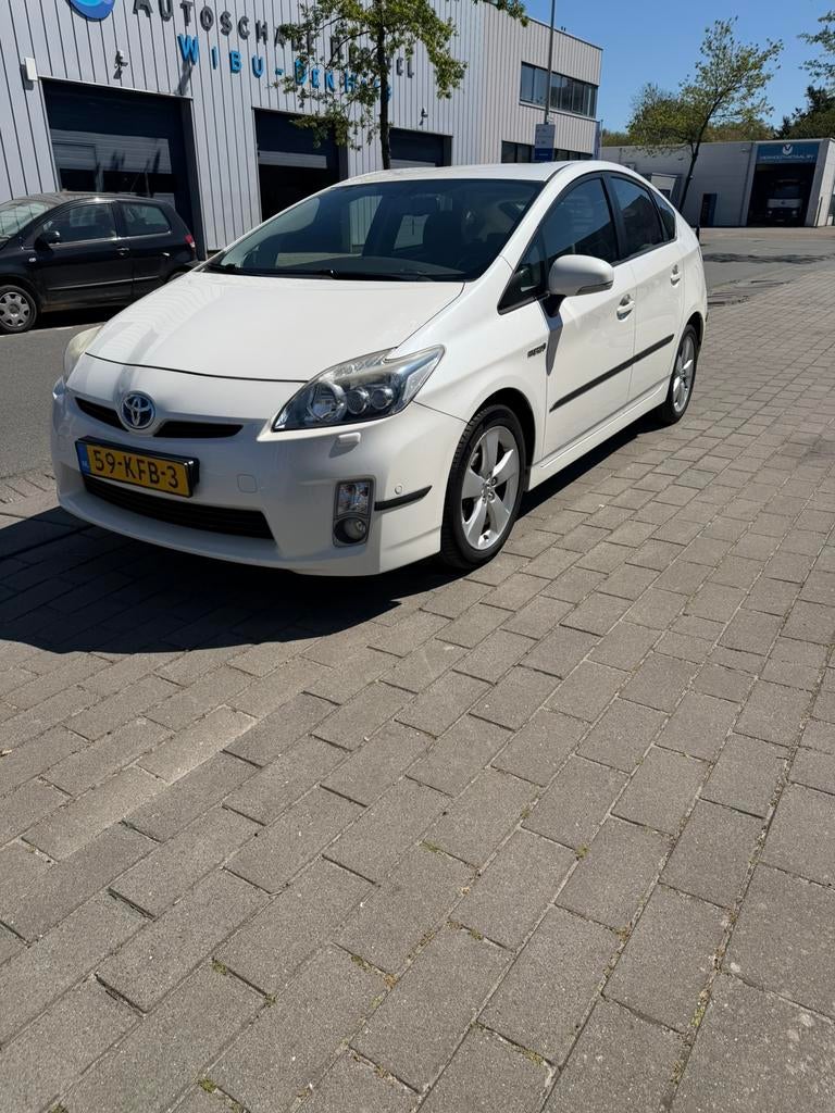 Toyota Prius 1.8 Full Hybrid 136PK Aut 2009 Wit, Auto's, Toyota, Particulier, Prius, Hybride Elektrisch/Benzine, Volledig hybride