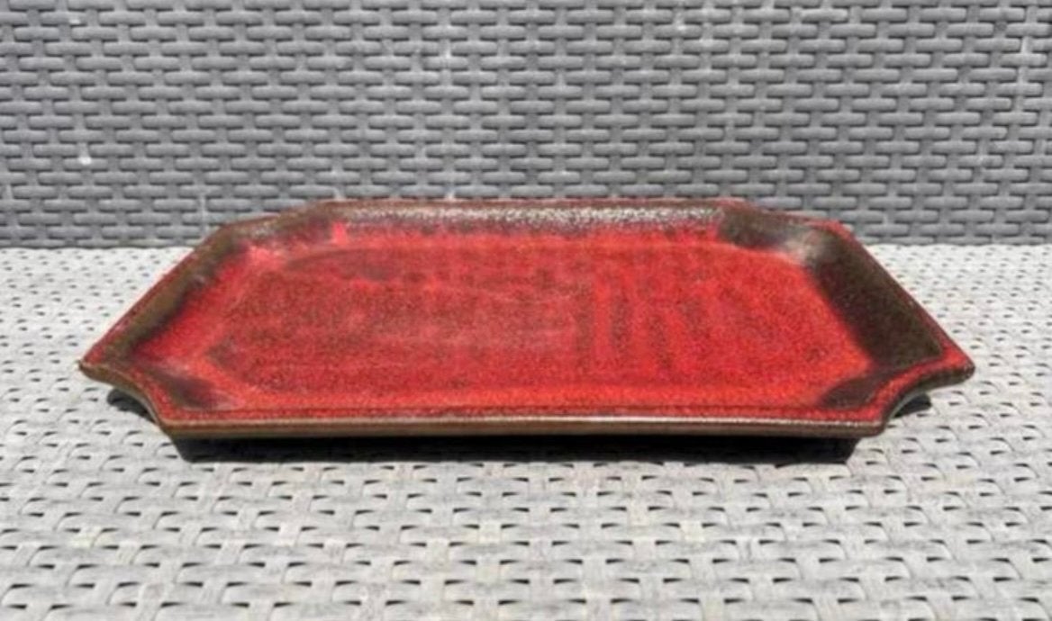 Bonsai onderzetter Ossenbloed rood geglazuurd 37x25,7x3,2, Ophalen of Verzenden, Zo goed als nieuw, Aardewerk, Rechthoekig