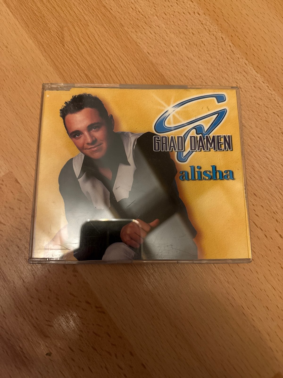 Grad Damen - Alisha CD Single, Ophalen of Verzenden, Gebruikt, Single, Inclusief doosje