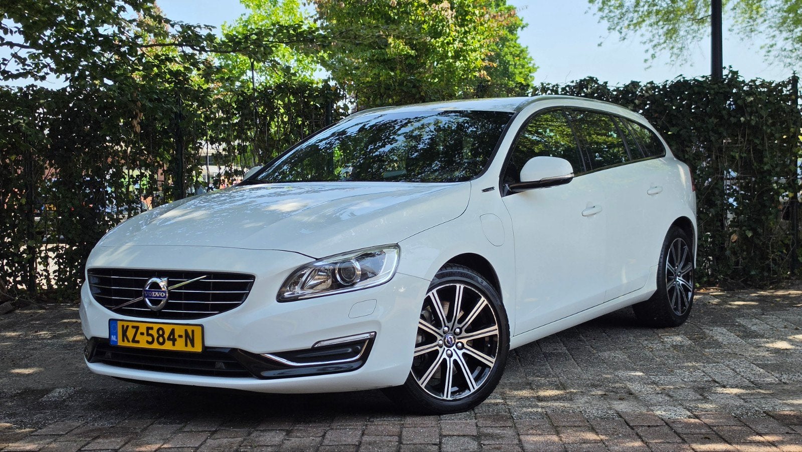 Volvo V60 2.4 D5 Twin Engine Polestar Camera Xenon Trekhaak, Auto's, Volvo, Bedrijf, V60, 4x4, ABS, Achteruitrijcamera, Adaptieve lichten