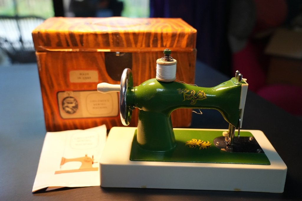 Zeldzame vintage kindernaaimachine (USSR), Ophalen of Verzenden