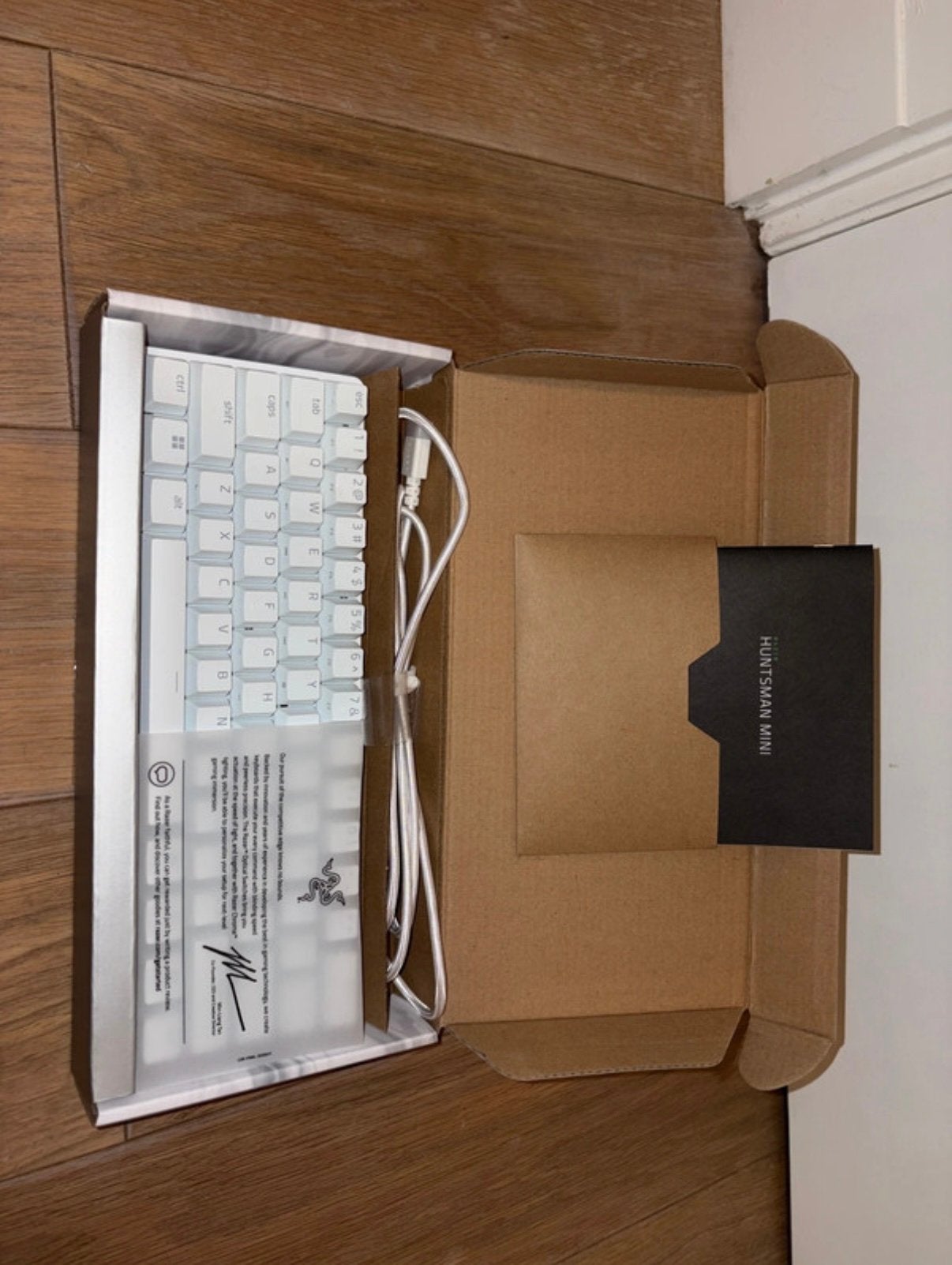 Razer Huntsman Mini Mercury 60% Optical Gaming Keyboard, Ophalen, Gaming toetsenbord, Nieuw, Qwerty