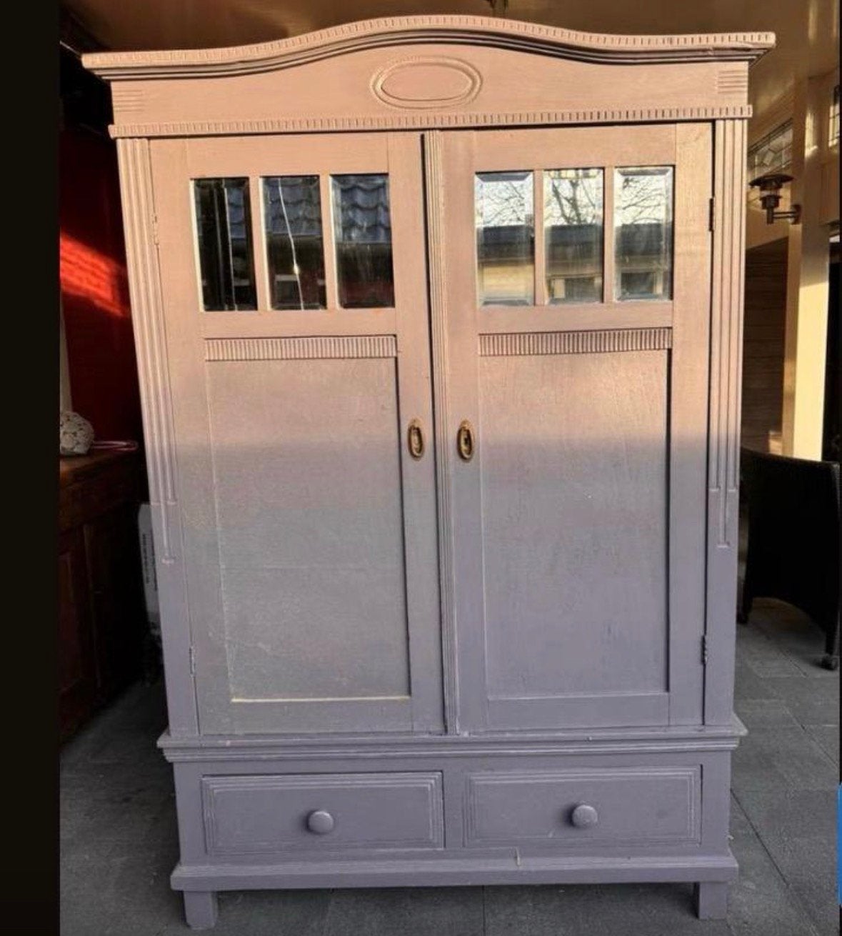 Prachtige oude kast paars roze antiek, Antiek en Kunst, Antiek | Meubels | Kasten, Ophalen of Verzenden