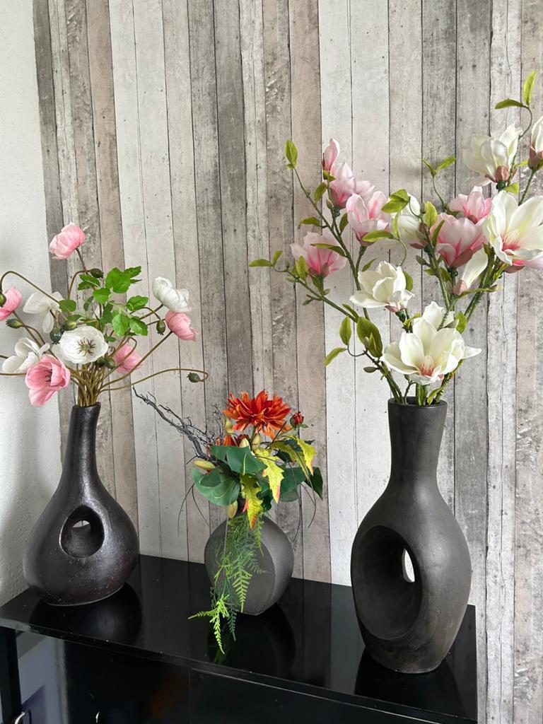 3vazen met kunstbloemen ., Huis en Inrichting, Woonaccessoires | Kunstplanten en Kunstbloemen, Ophalen, Zo goed als nieuw