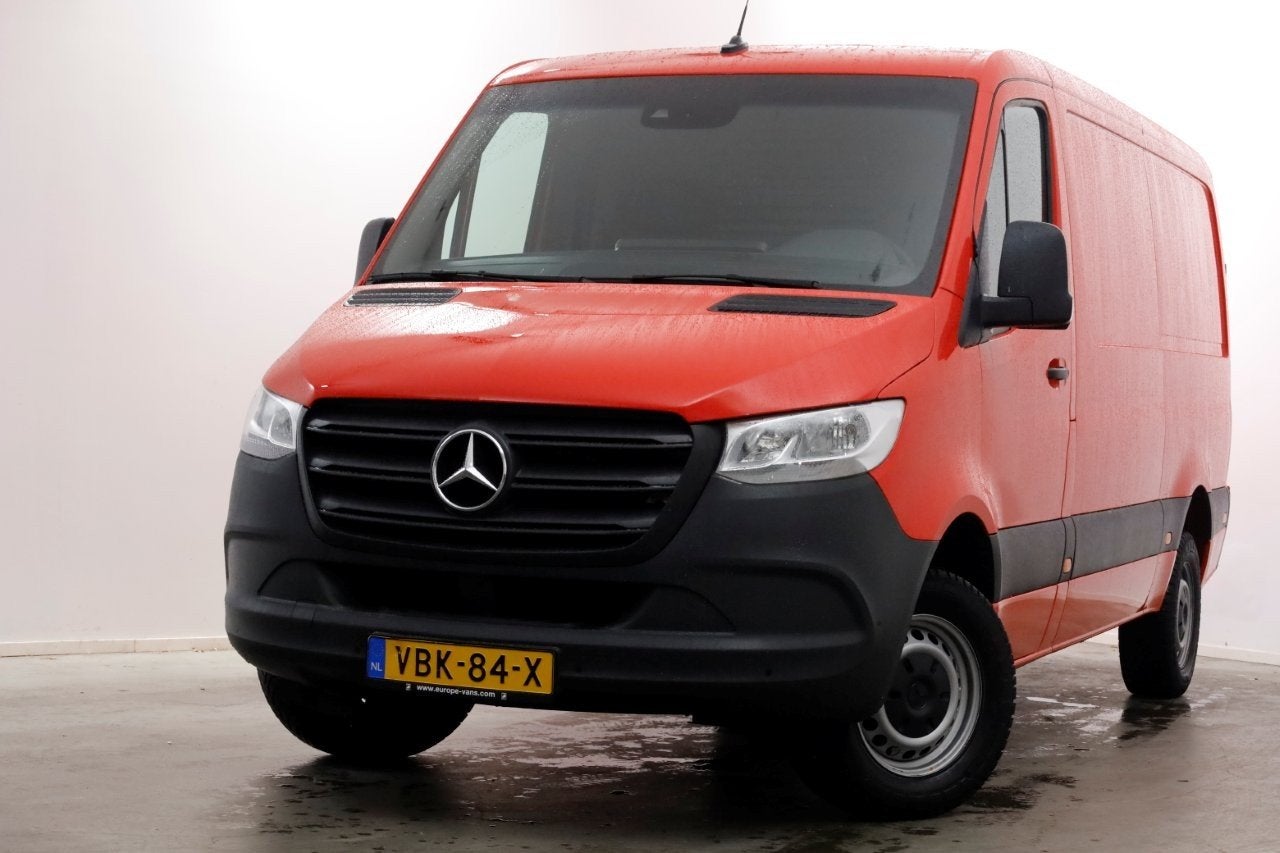 Mercedes-Benz Sprinter 314 CDI 143pk E6 RWD L2H1 Navi/Camera, Auto's, 13 km/l, Dealer onderhouden, Achterwielaandrijving, Euro 6