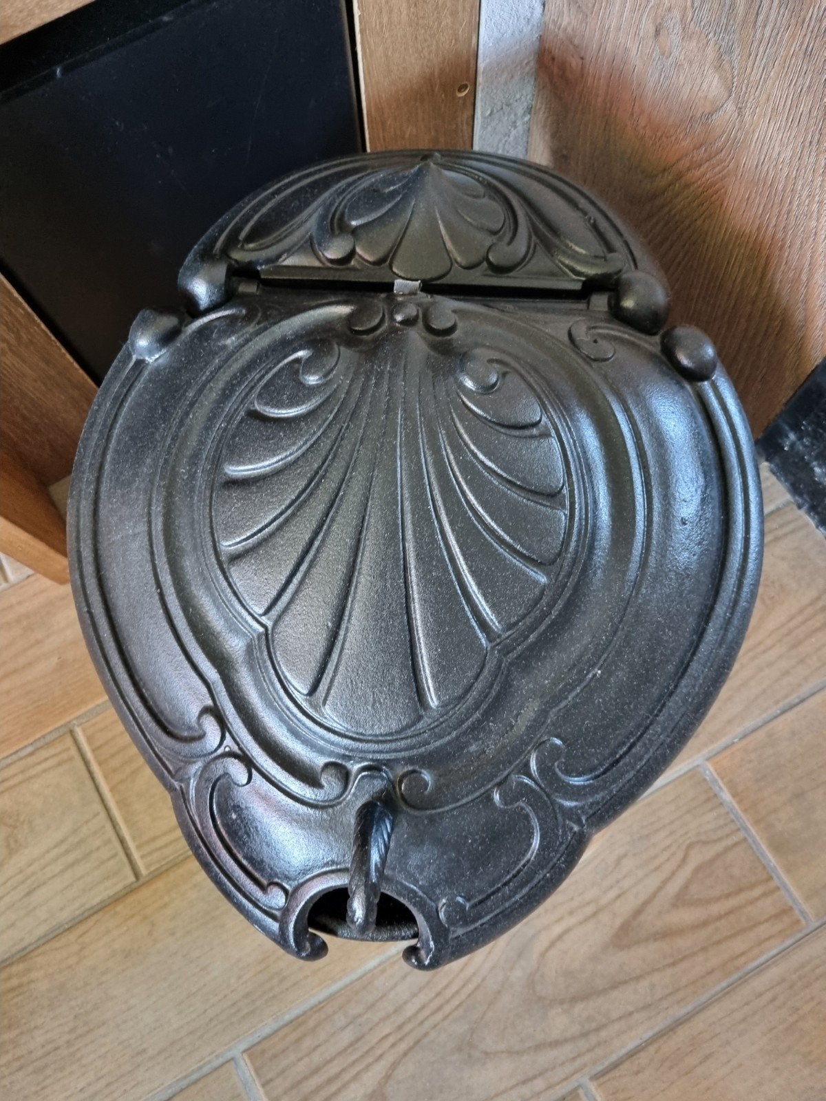 Oude kolen bak in nieuwstaat ( zie omschrijving ), Ophalen