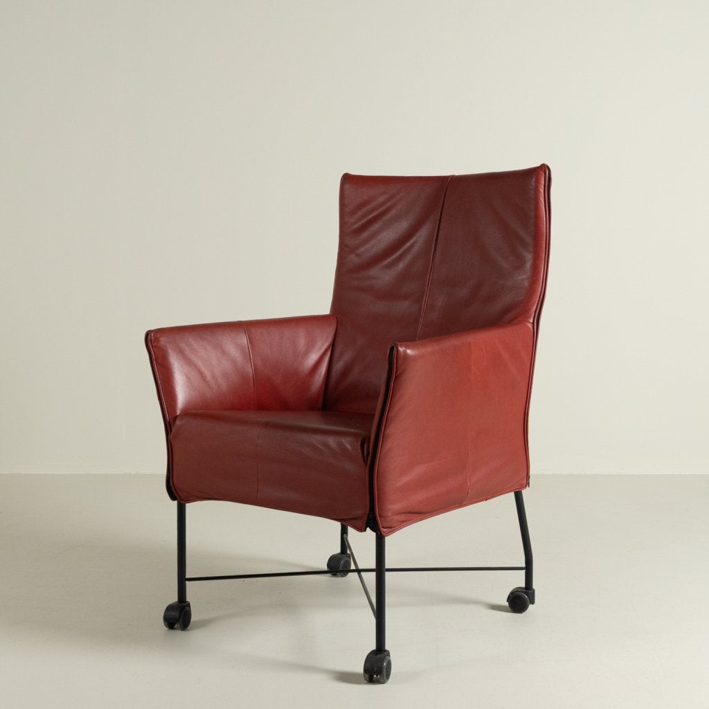 Montis Charly Fauteuil Rood Leer - Zwart (Op Wielen), Niet ingevuld, Zo goed als nieuw, Niet ingevuld, Niet ingevuld