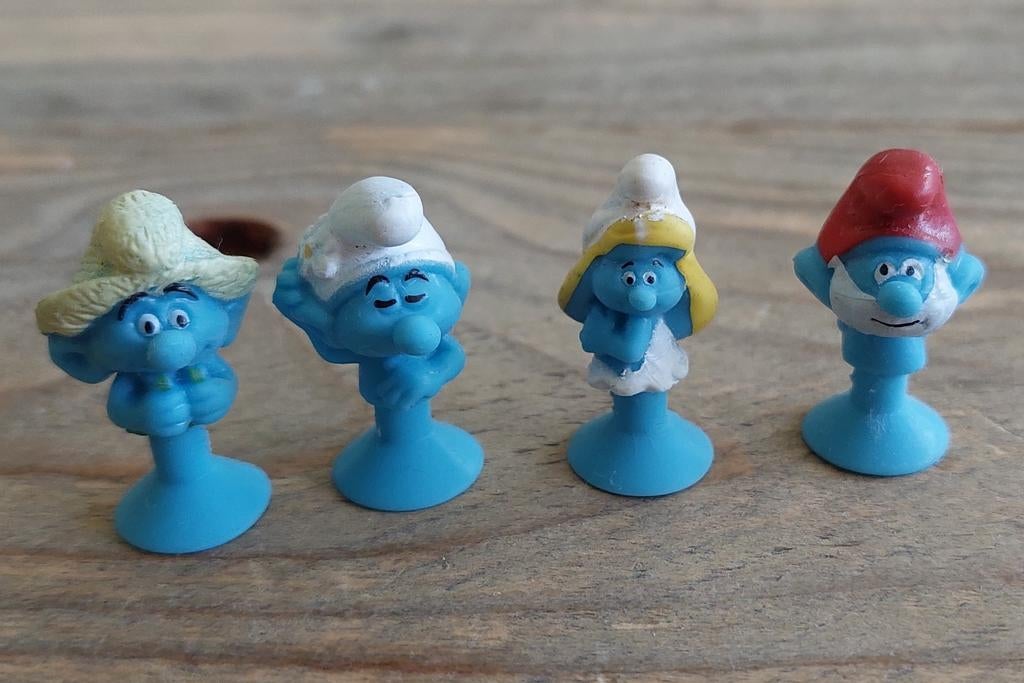 Smurfen op zuignap, Ophalen of Verzenden, Zo goed als nieuw, Verschillende Smurfen, Poppetje, Figuurtje of Knuffel