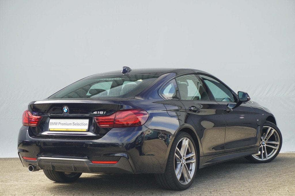 BMW 4 Serie Gran Coupé 418i | M Sportpakket | 19 inch styli, Auto's, BMW, 12 maanden, Gebruikt, Parkeersensor, Zwart