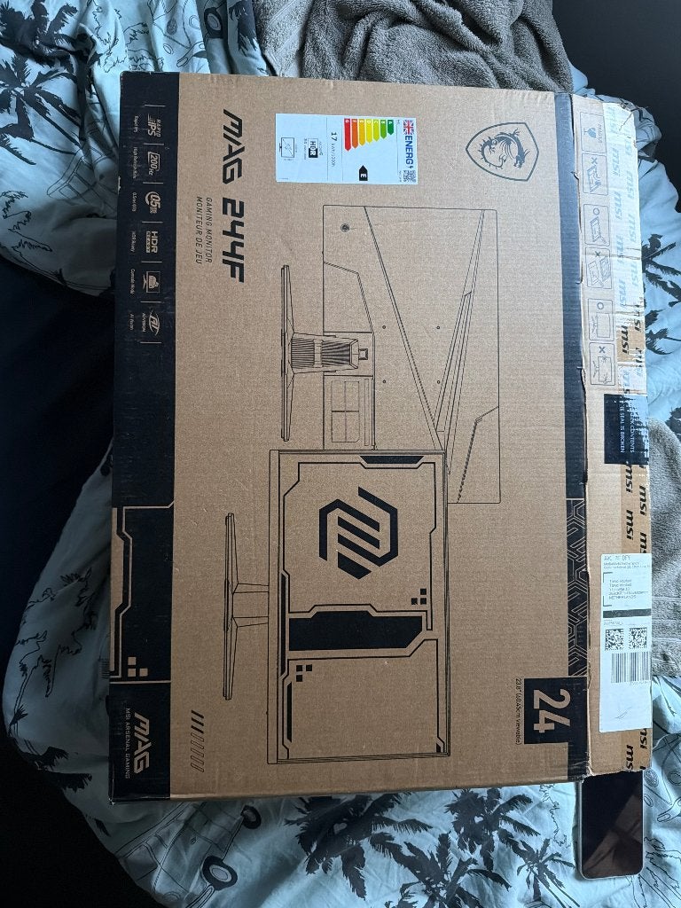 MSI MAG 244F Gaming Monitor - Nieuw in doos, Gaming, MSI, IPS, Kantelbaar