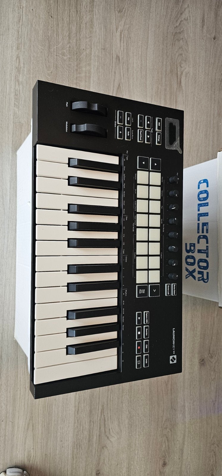 Novation Launchkey 25 MK3 MIDI keyboard, Ophalen of Verzenden, Zo goed als nieuw