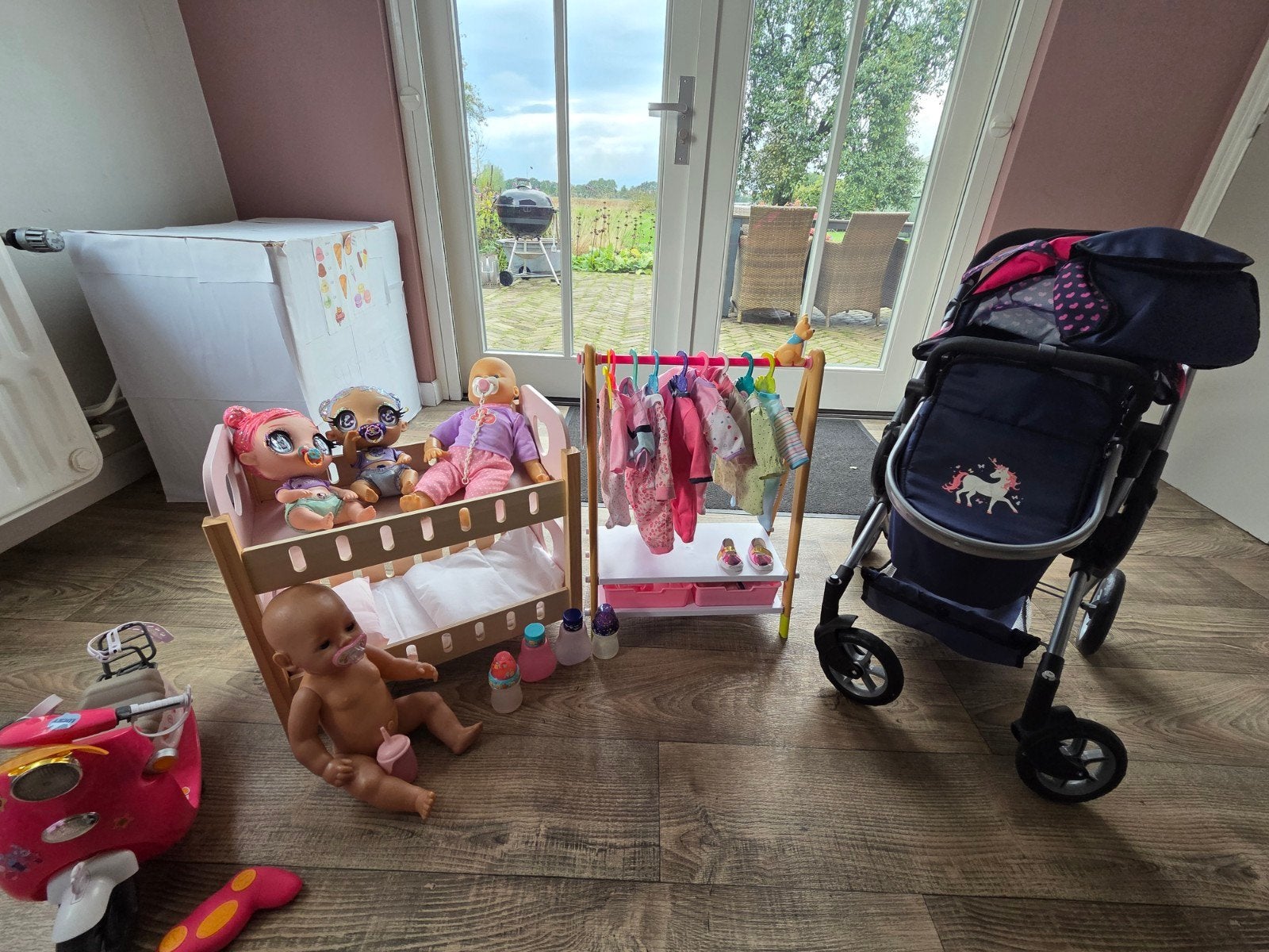 Grote set poppen en accessoires, Ophalen, Gebruikt, Babypop