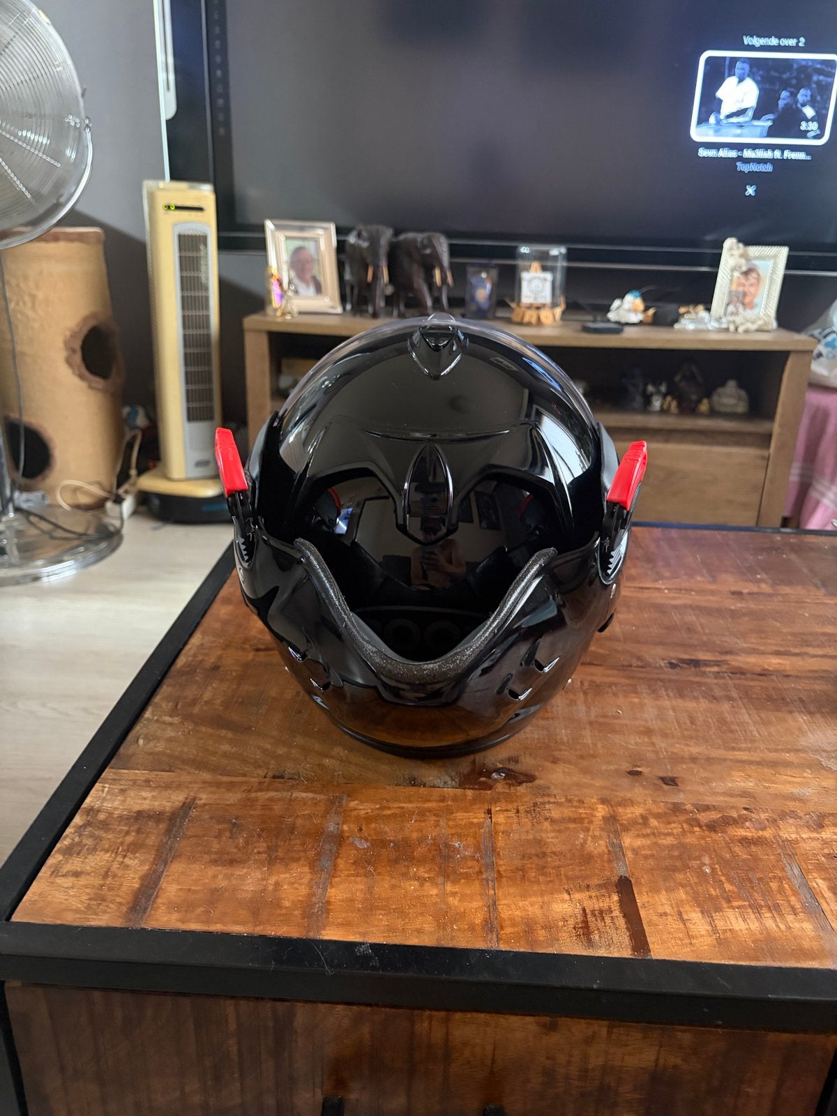 Roof Boxer V8 motorhelm - Glans Zwart met klein krasje, Ophalen, Tweedehands, Heren, Jas | textiel