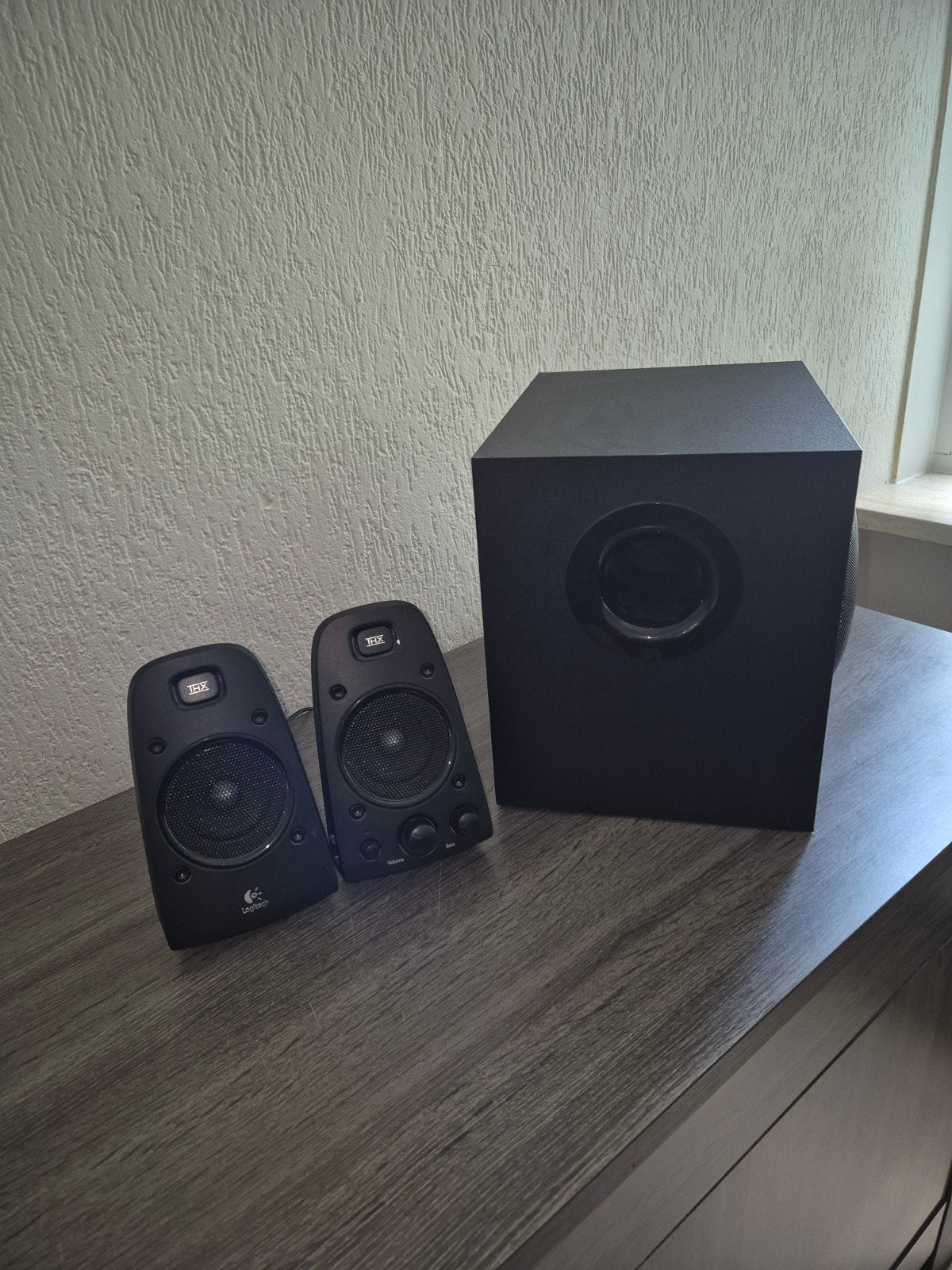 Logitech 2.1 speakers 200 watt, Ophalen, Zo goed als nieuw, Audiokanaal 2.1, Logitech