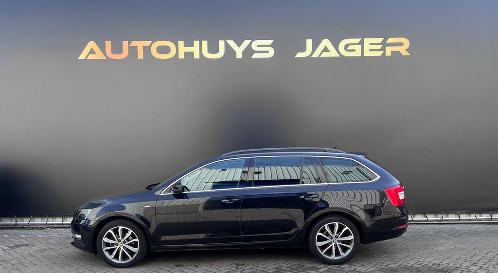 Skoda Octavia Combi 1.5 TSI Greentech Business Edition Plus, Auto's, Skoda, Stof, Gebruikt, Zwart, 4 cilinders