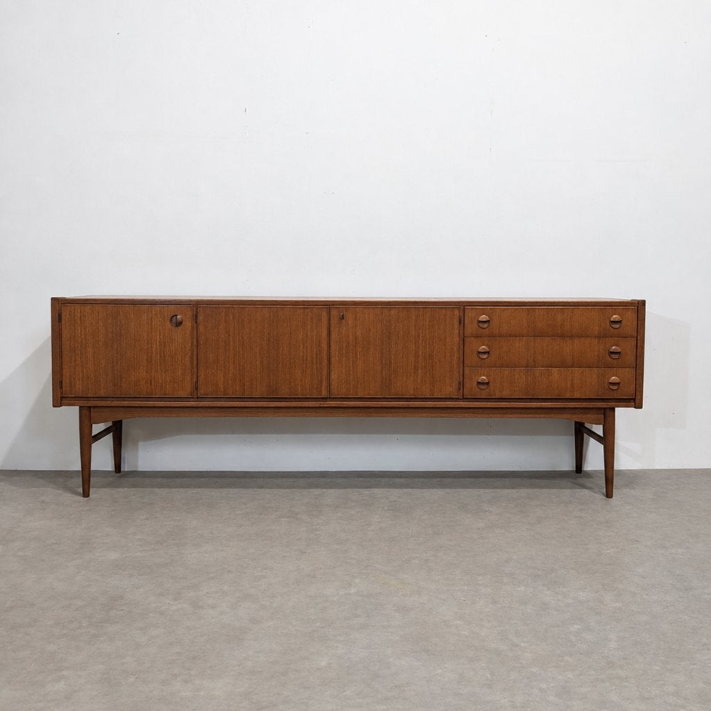 Vintage teak lowboard uit de jaren 60 – 222 cm, Huis en Inrichting, Ophalen, Gebruikt, 50 tot 100 cm, Minder dan 100 cm