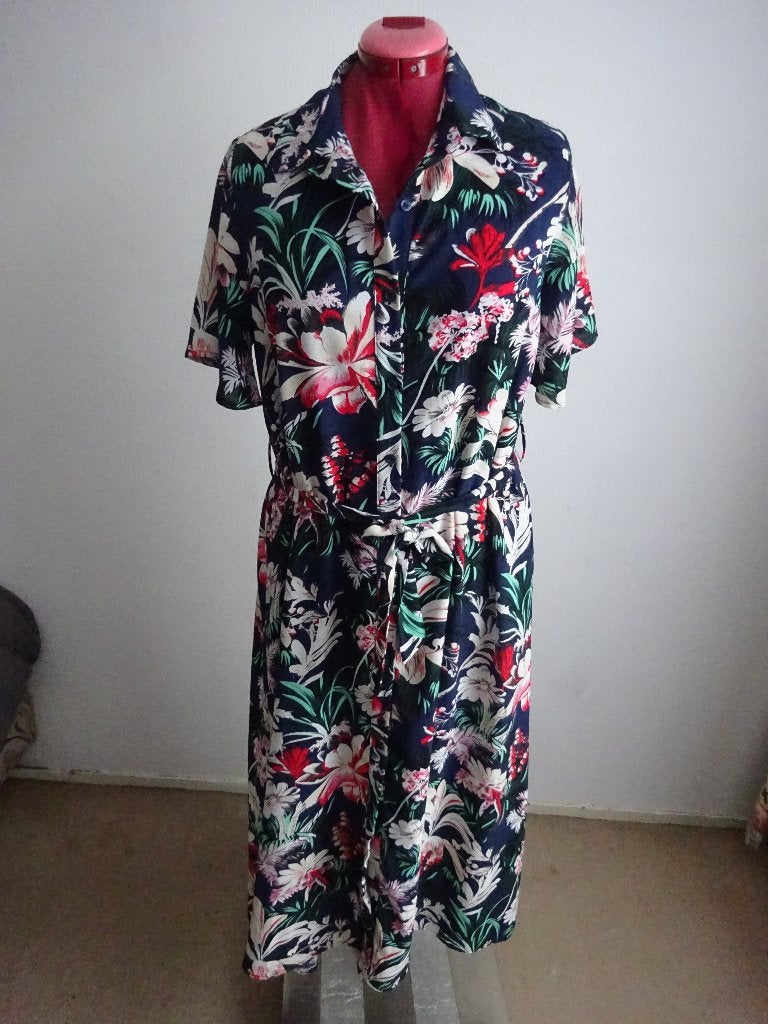 JCL midi jurl mt 44/46, Kleding | Dames, Maat 42/44 (L), Zo goed als nieuw, JCL, Onder de knie