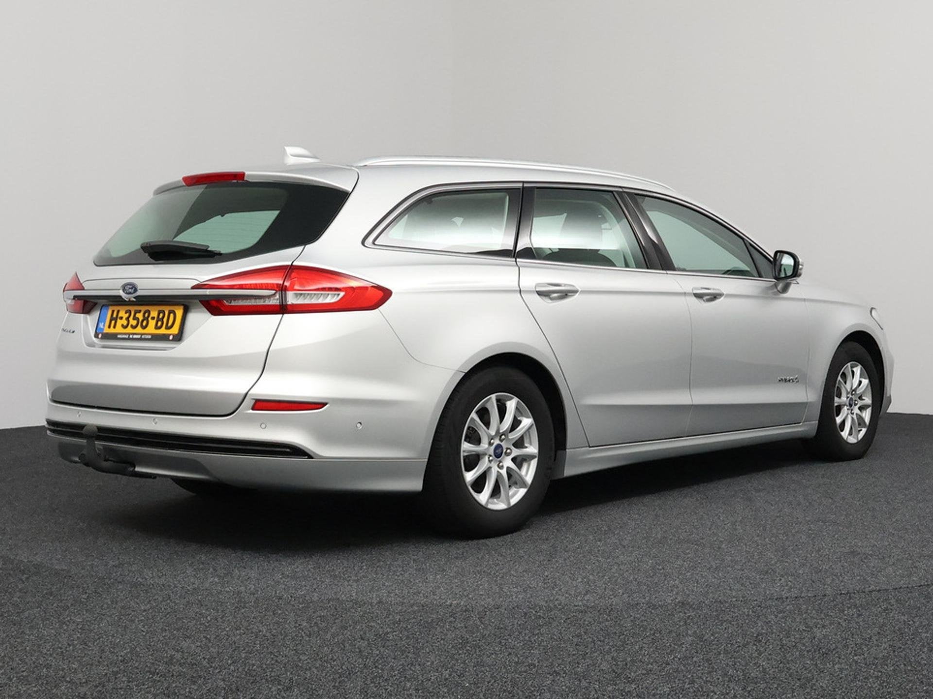 Ford Mondeo Wagon 2.0 IVCT HEV Titanium | Navigatie | Cruise, 188 pk, Stof, Gebruikt, 4 cilinders