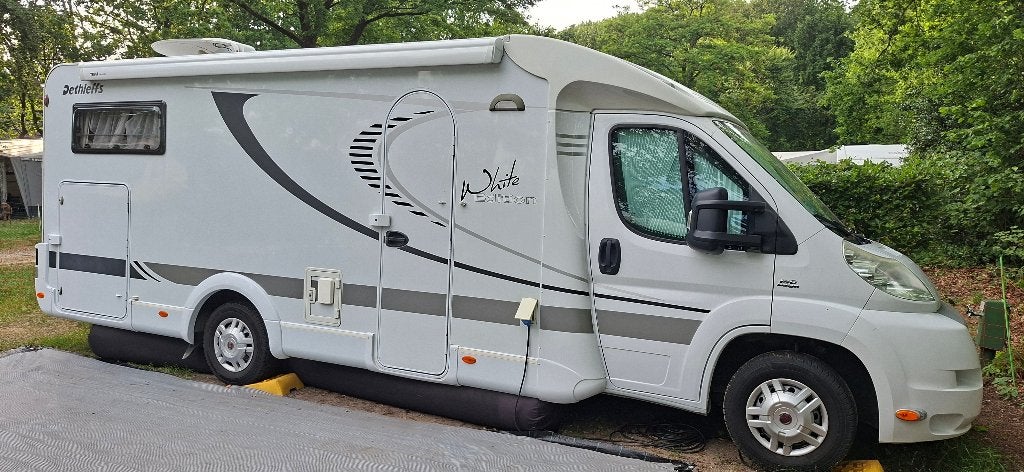 Camper Dethleffs Magic White Edition, Caravans en Kamperen, Ringverwarming, Fiat, 7 tot 12 maanden geleden, Tot en met 3
