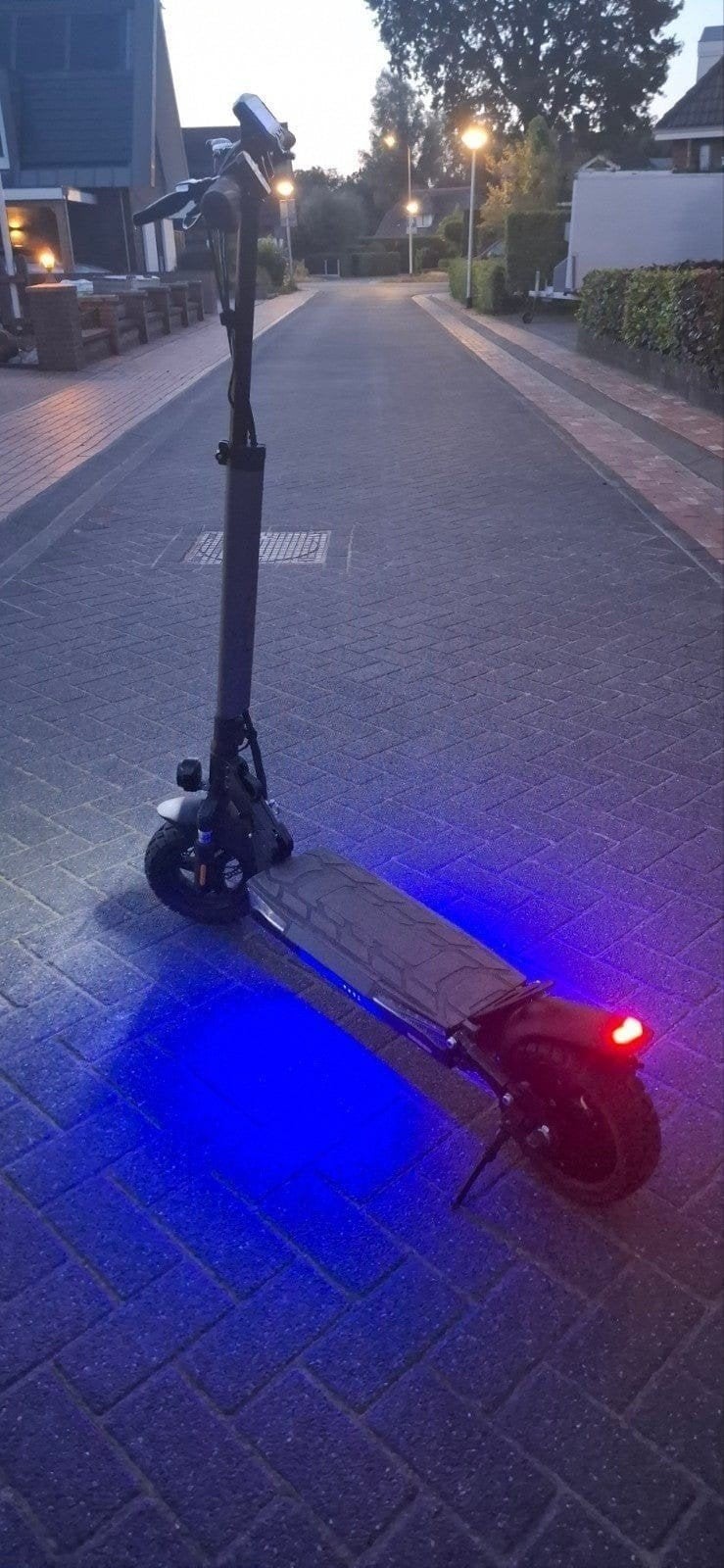 iScooter W9 elektrische step 1200 watt, Fietsen en Brommers, Steps, Ophalen, Zo goed als nieuw, Elektrische step (E-scooter)
