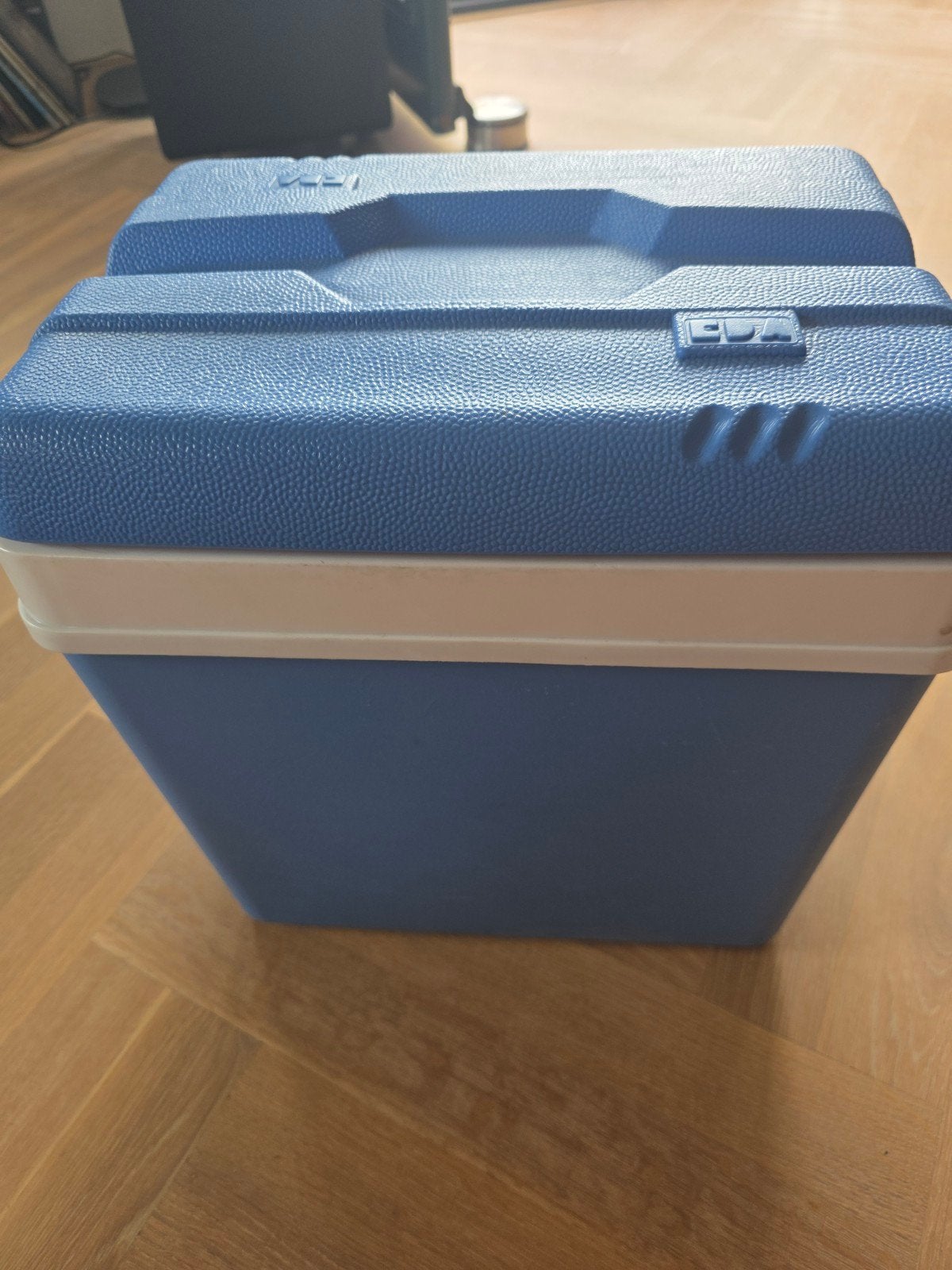Koelbox (merk Eda) 24l, Caravans en Kamperen, Ophalen, Gebruikt, Koelbox, Koelelement