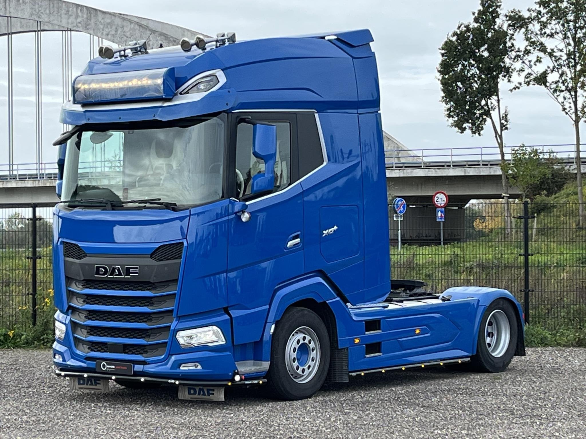 DAF XG+ 530 | Intarder | Full Air | Side + Lowbars, Automaat, Blauw, Overige brandstoffen, Bedrijf