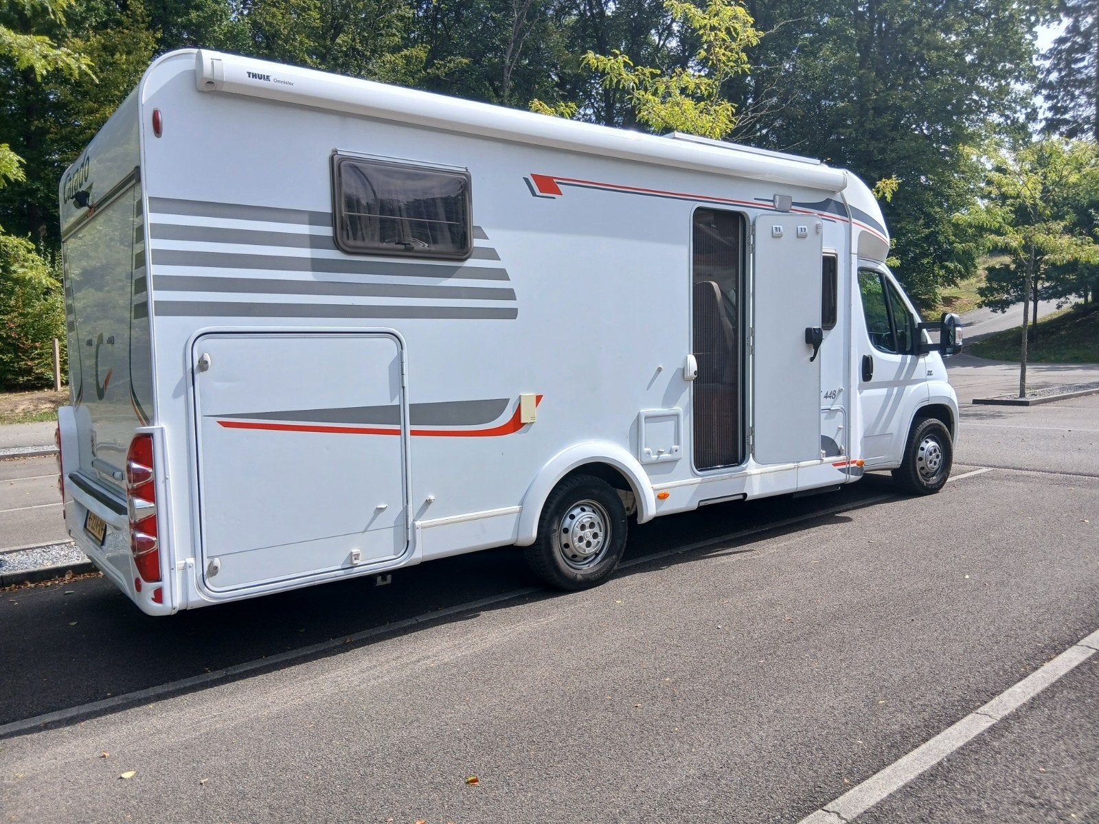camper Carado capron, Caravans en Kamperen, Particulier, Half-integraal