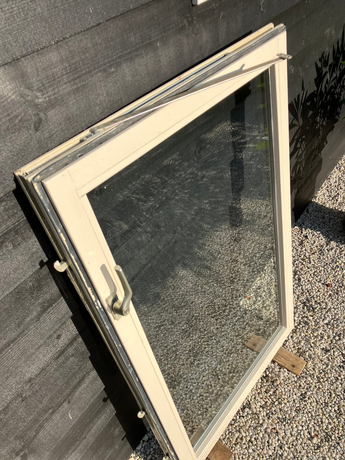 Hardhouten draairaam met isolatie glas, Doe-het-zelf en Verbouw, Ophalen, Gebruikt, Gevelraam of Ruit