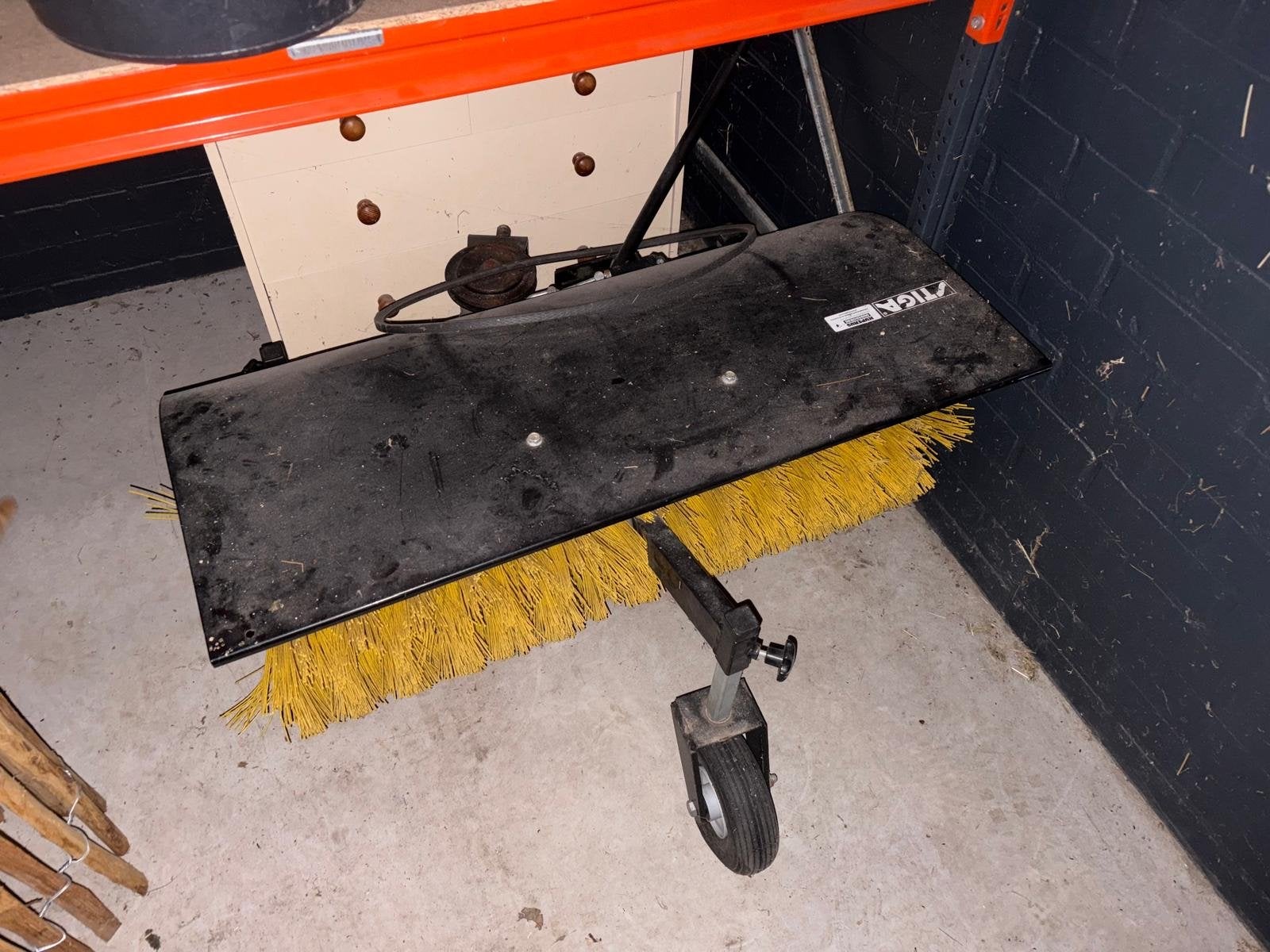 Stiga park frontborstel 95 cm – zeer weinig gebruikt, Ophalen, Gebruikt