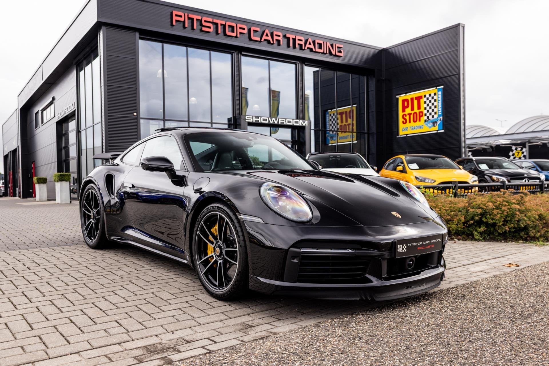 Porsche 911 992 3.8 Turbo S, 650pk, Carbon, Burmester, 1e la, Auto's, Automaat, Dealer onderhouden, Gebruikt, Zwart