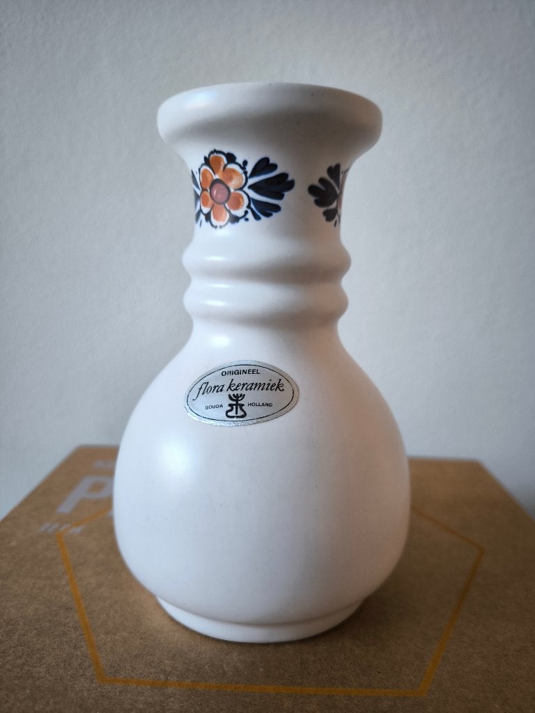 Keramieken Vaas Flora Gouda Holland, Antiek en Kunst, Antiek | Vazen, Ophalen of Verzenden
