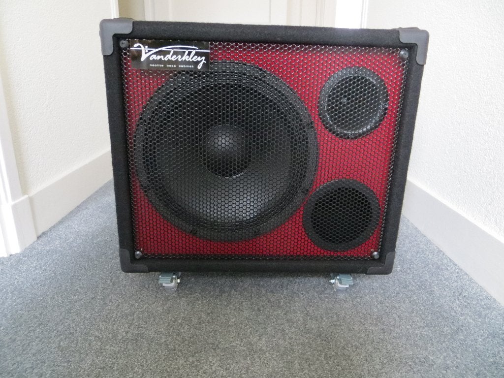 Vanderkley 112MNT basbox Neolite 600W 8 Ohm met cover, Ophalen of Verzenden, Zo goed als nieuw, Basgitaar, 100 watt of meer