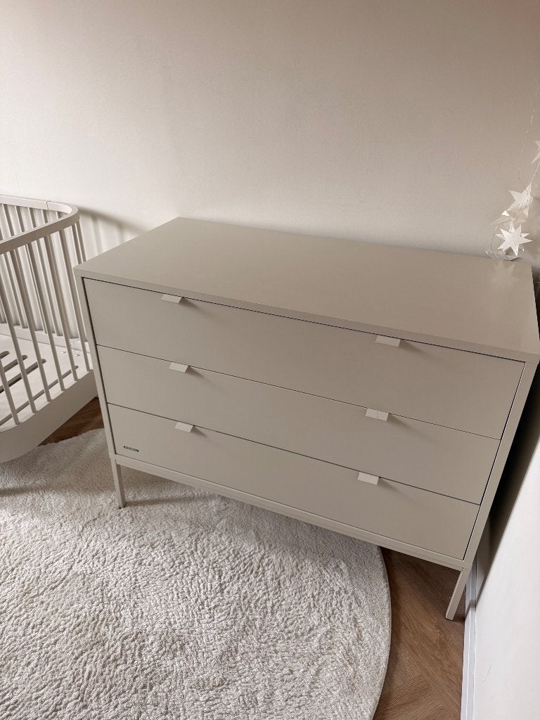 Kidsmill Commode extra breed, Kinderen en Baby's, Kinderkamer | Commodes en Kasten, Ophalen, 50 tot 70 cm, 100 cm of meer, Zo goed als nieuw