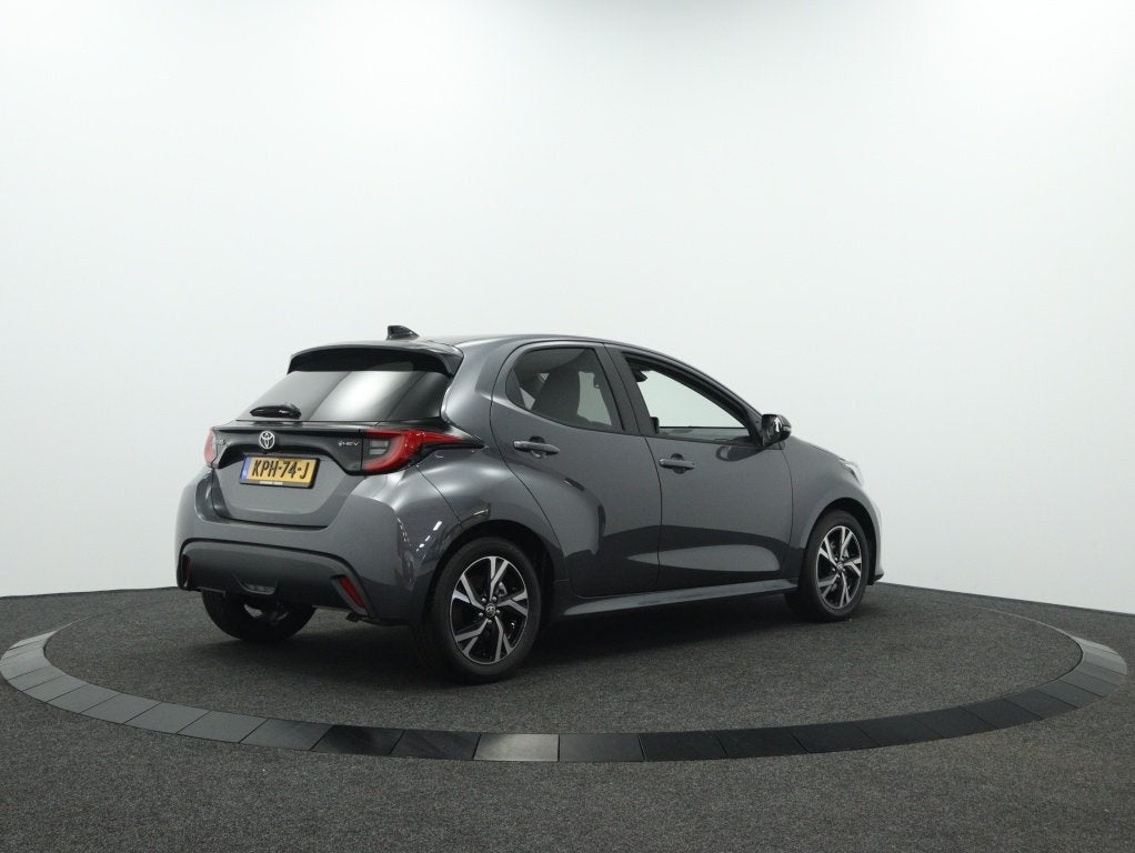 Toyota Yaris 1.5 Hybrid 115 Dynamic | LED | Camera | Private, Auto's, Toyota, 12 maanden, Stof, Gebruikt, 1490 cc
