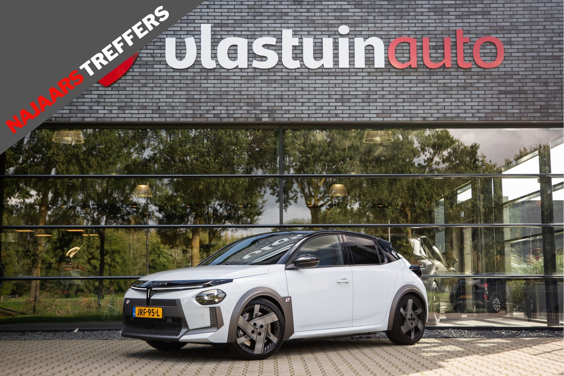 Lancia Ypsilon HF 54 kWh 280PK , Bianco Quarzo Two-Tone, SAL, Auto's, Stof, Wit, Origineel Nederlands, 373 km
