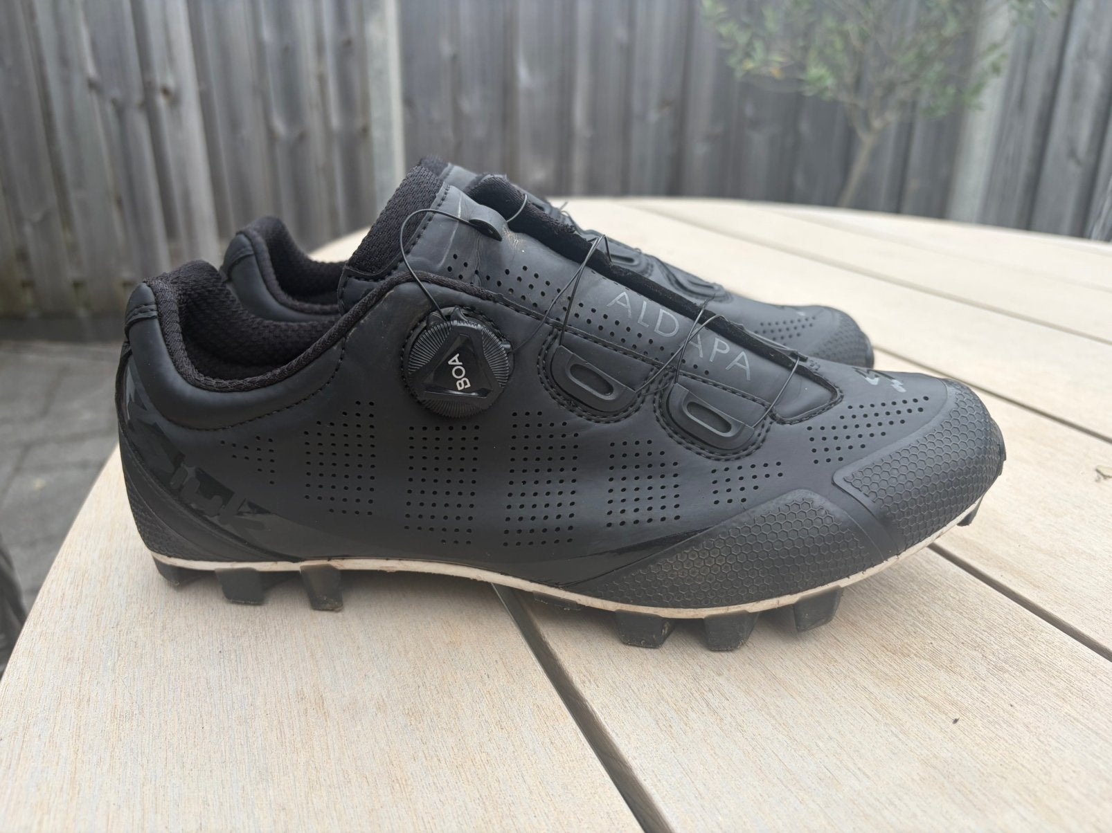 Mtb schoenen boa sluiting. Mt 46, Ophalen of Verzenden, Zo goed als nieuw, Helm