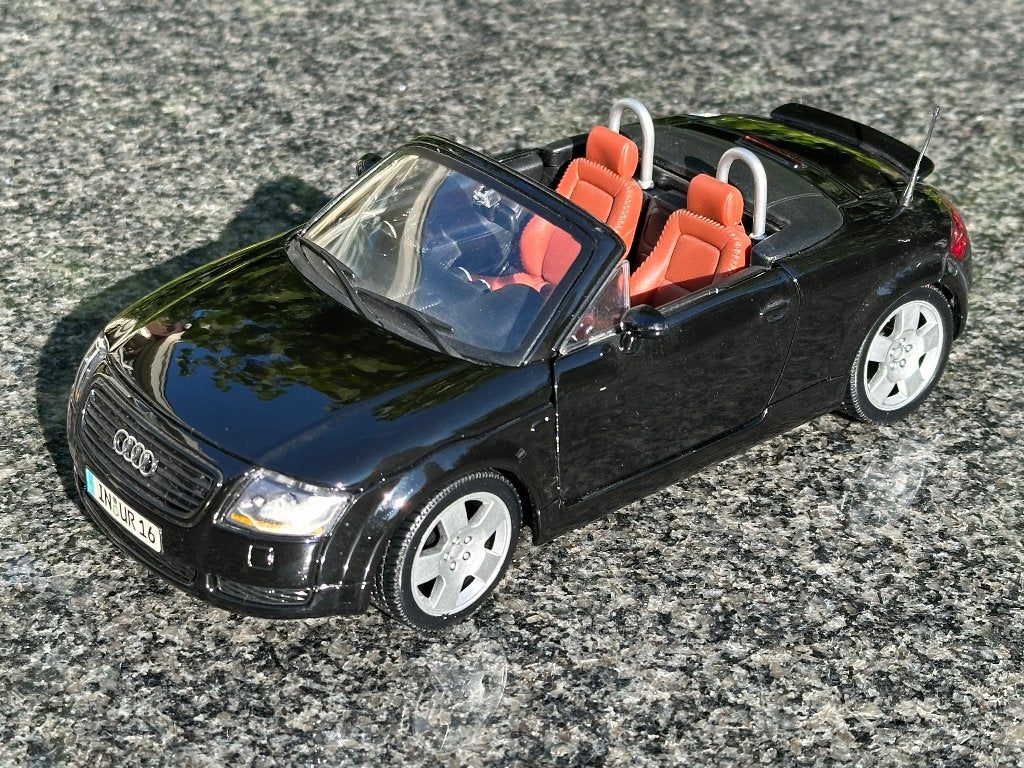 Audi TT cabrio, Maisto 1 op 18, Verzenden, Zo goed als nieuw, Auto, Maisto