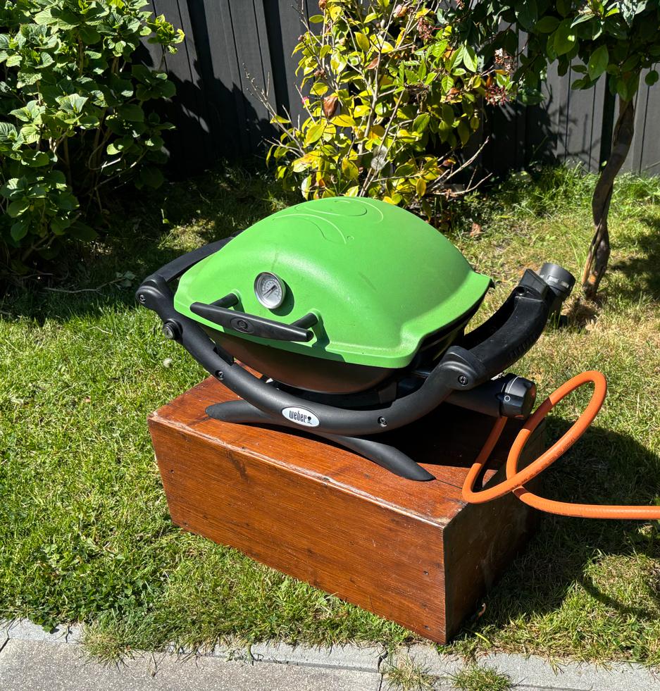 Weber Q 1200 gasbarbecue met gietijzeren rooster, Ophalen, Gebruikt