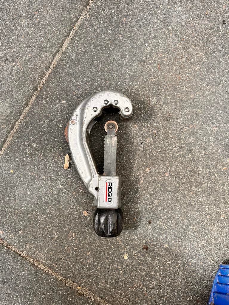 RIDGID 205 Pijpsnijder 1/4" tot 2 3/8" OD, Ophalen of Verzenden, Zo goed als nieuw