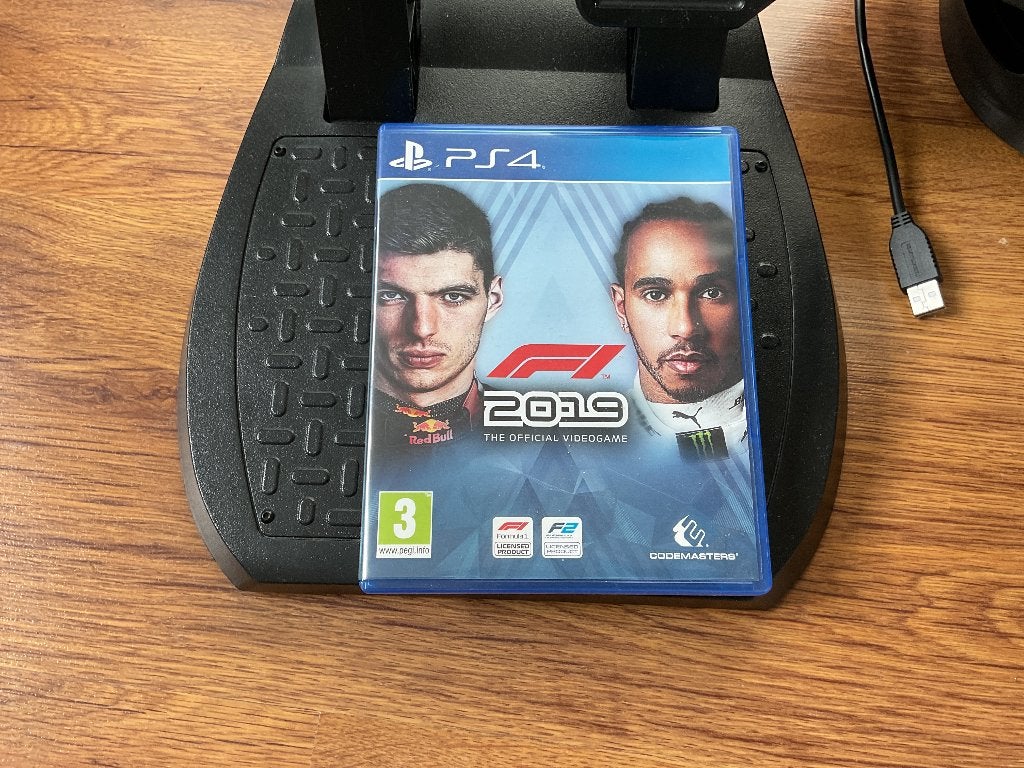 PlayStation stuur met pedalen + ps4 f1 spel 2019, Ophalen, 1 speler, Racen en Vliegen, Virtual Reality
