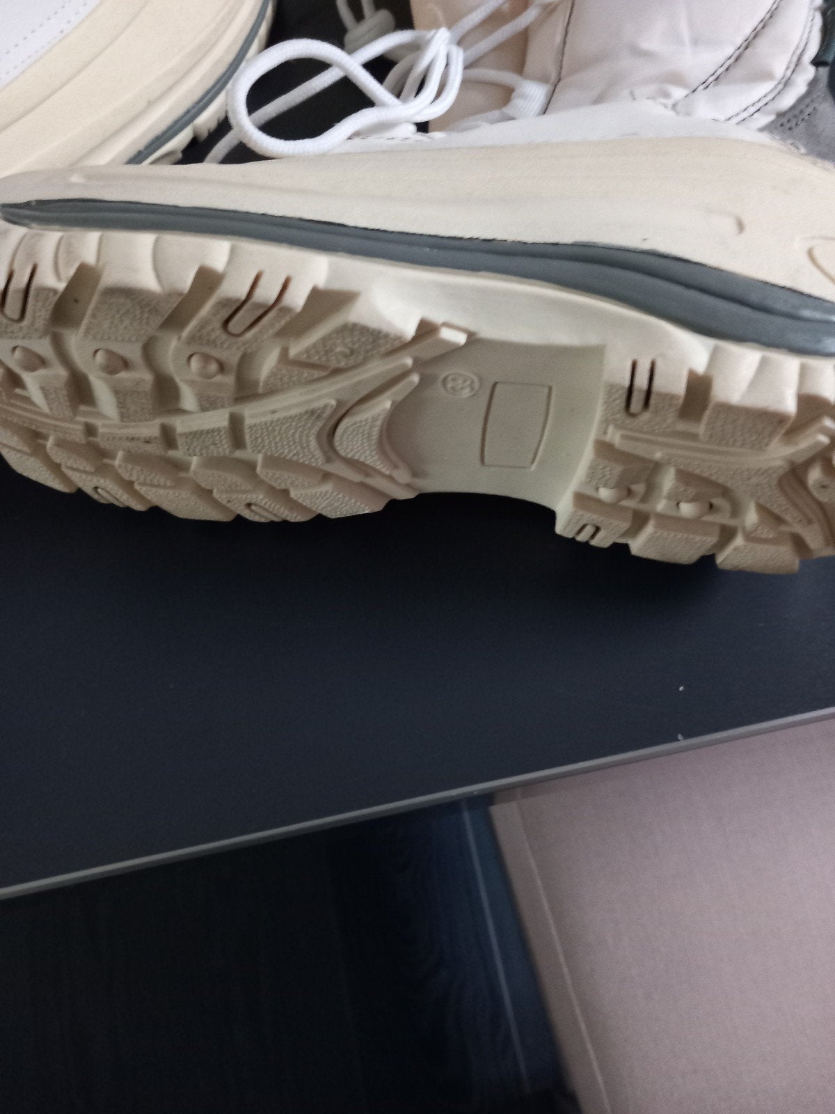 Warme Snowboots Maat 39 - Perfect voor de Winter, Ophalen of Verzenden, Zo goed als nieuw, Beige, Snowboots