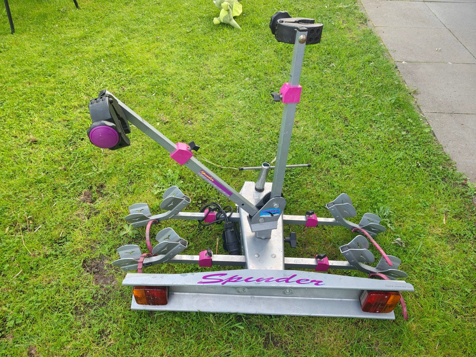 Spinder fietsdrager, Ophalen, 2 fietsen, Gebruikt, Trekhaakdrager