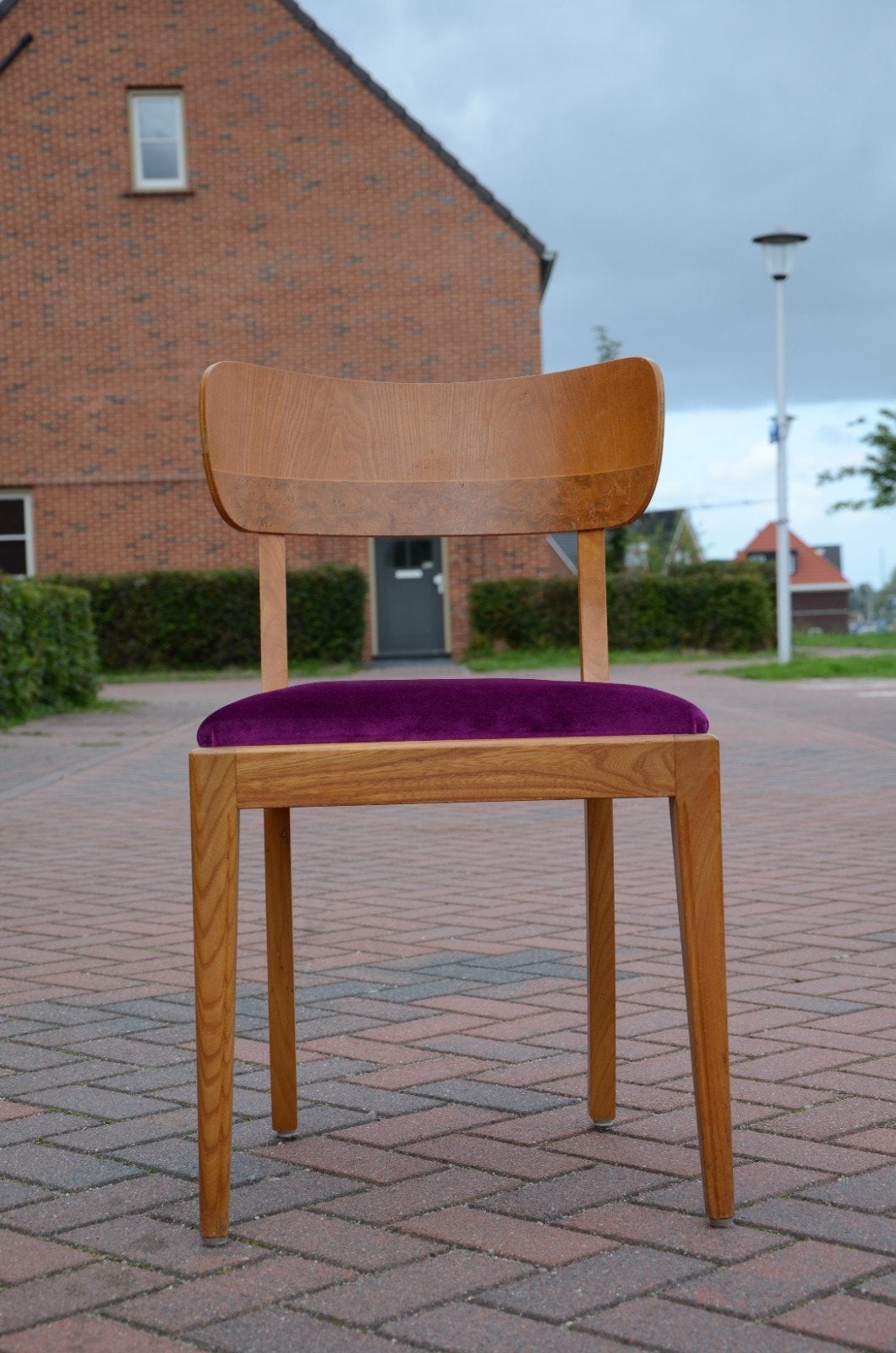 Set 4 Mid-Century Stoelen - Paars Velours, Ophalen, Hout, Bruin, Zo goed als nieuw