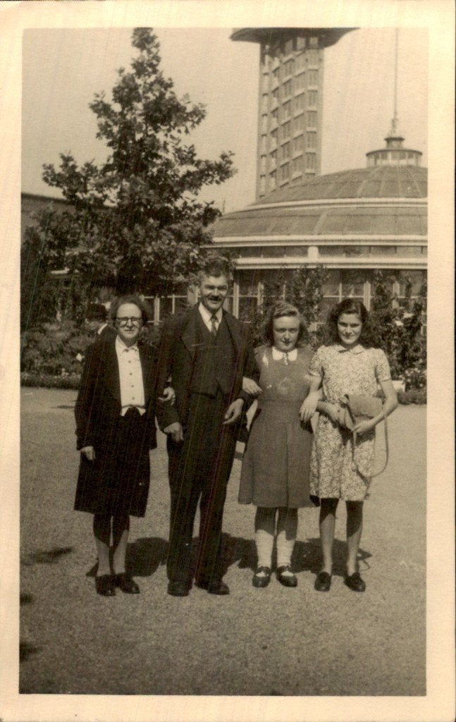Rotterdam Blijdorp - Foto(kaart), Ophalen of Verzenden, 1940 tot 1960, Ongelopen, Zuid-Holland