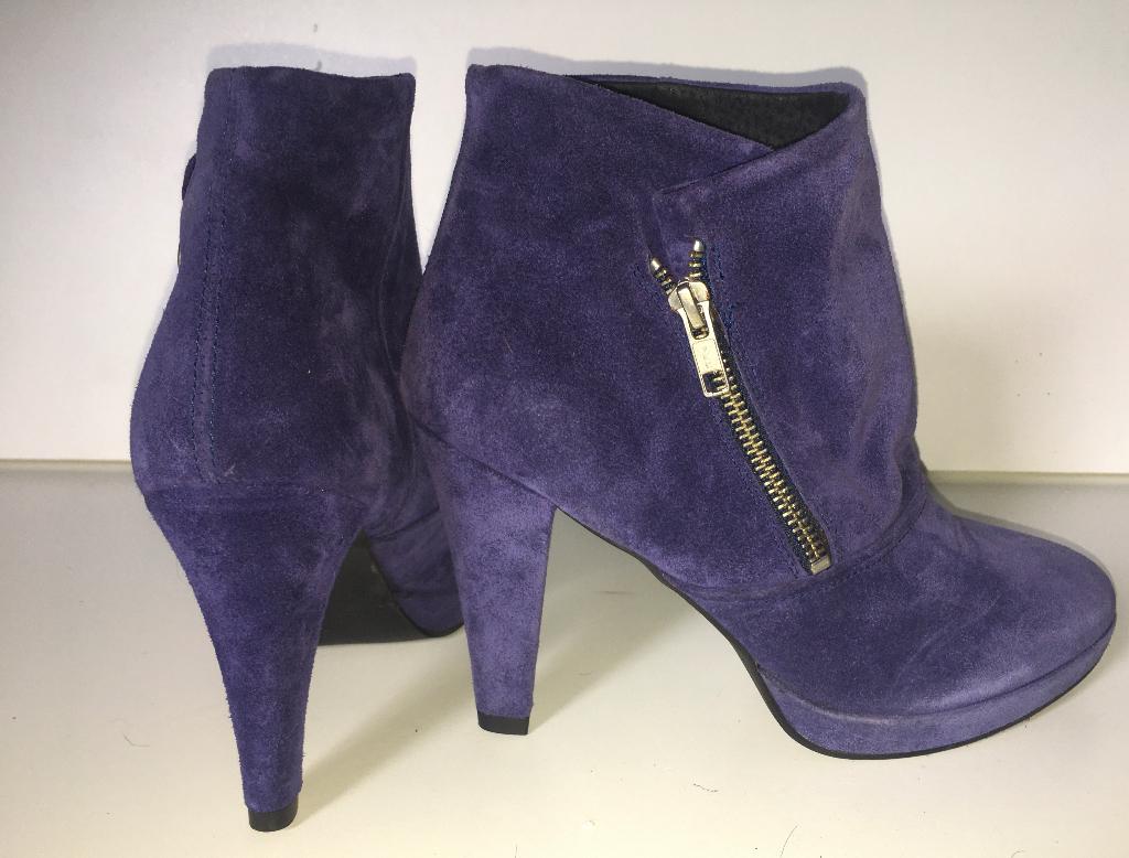 HOT ICE blauwe SEXY 10 hoge hak enkel laars maat 38 Nieuw, Hot Ice, Blauw, Lage of Enkellaarzen, Nieuw