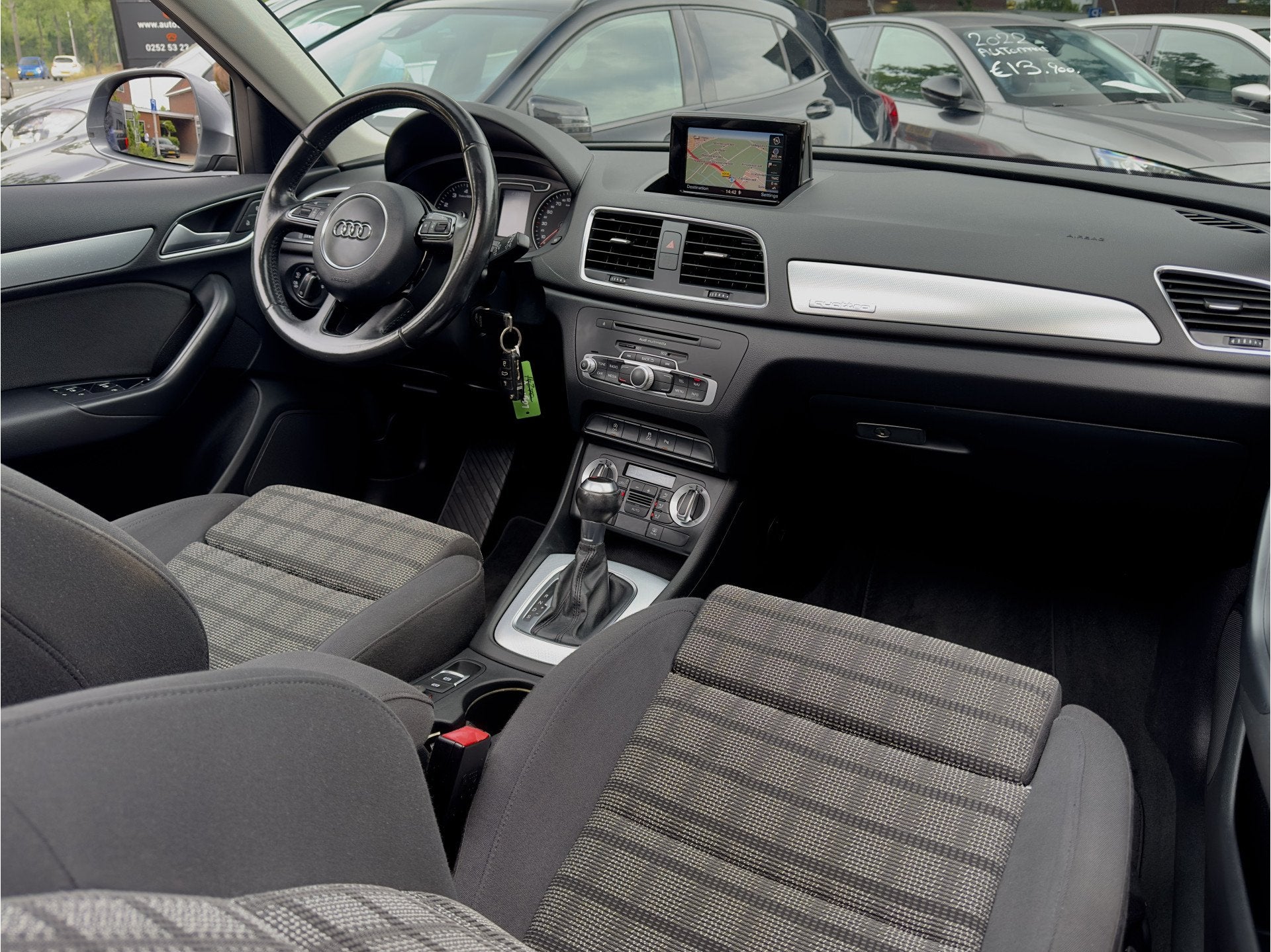 Audi Q3 2.0 TFSI AUT7 QUATTRO PRO-LINE 211PK PANODAK LEDER N, Euro 5, Gebruikt, 4 cilinders, Origineel Nederlands