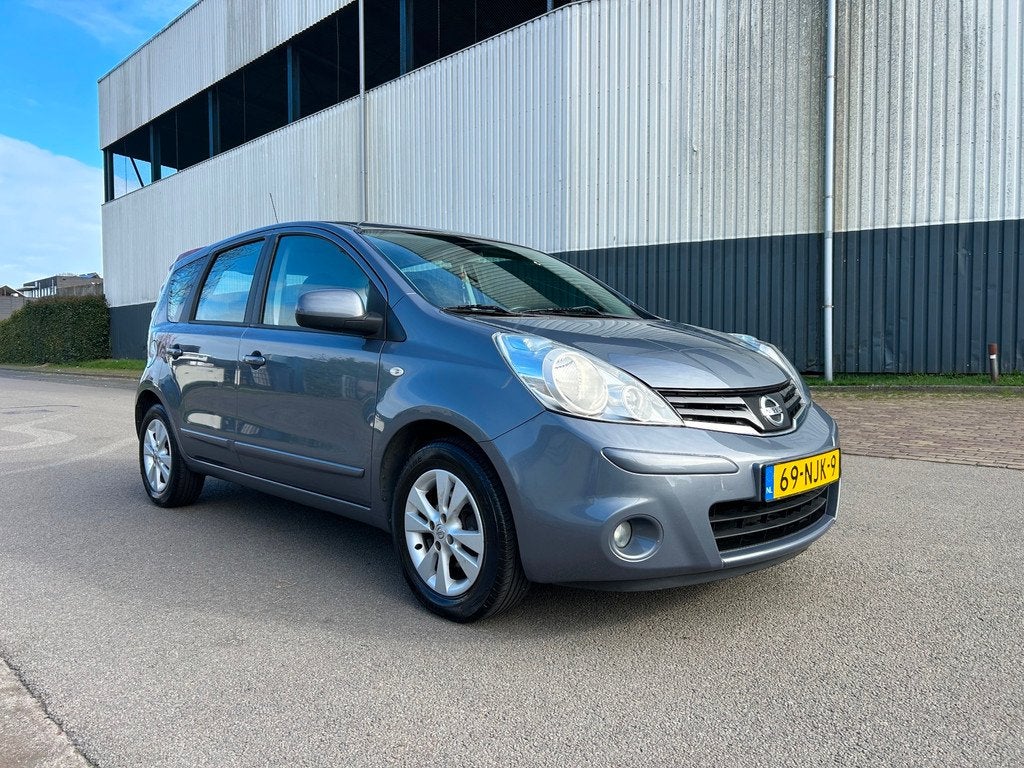 Nissan Note 1.4 Acenta Airco/Cruise/Bluetooth/Trekhaak/PDC, Voorwielaandrijving, Stof, Gebruikt, Zwart