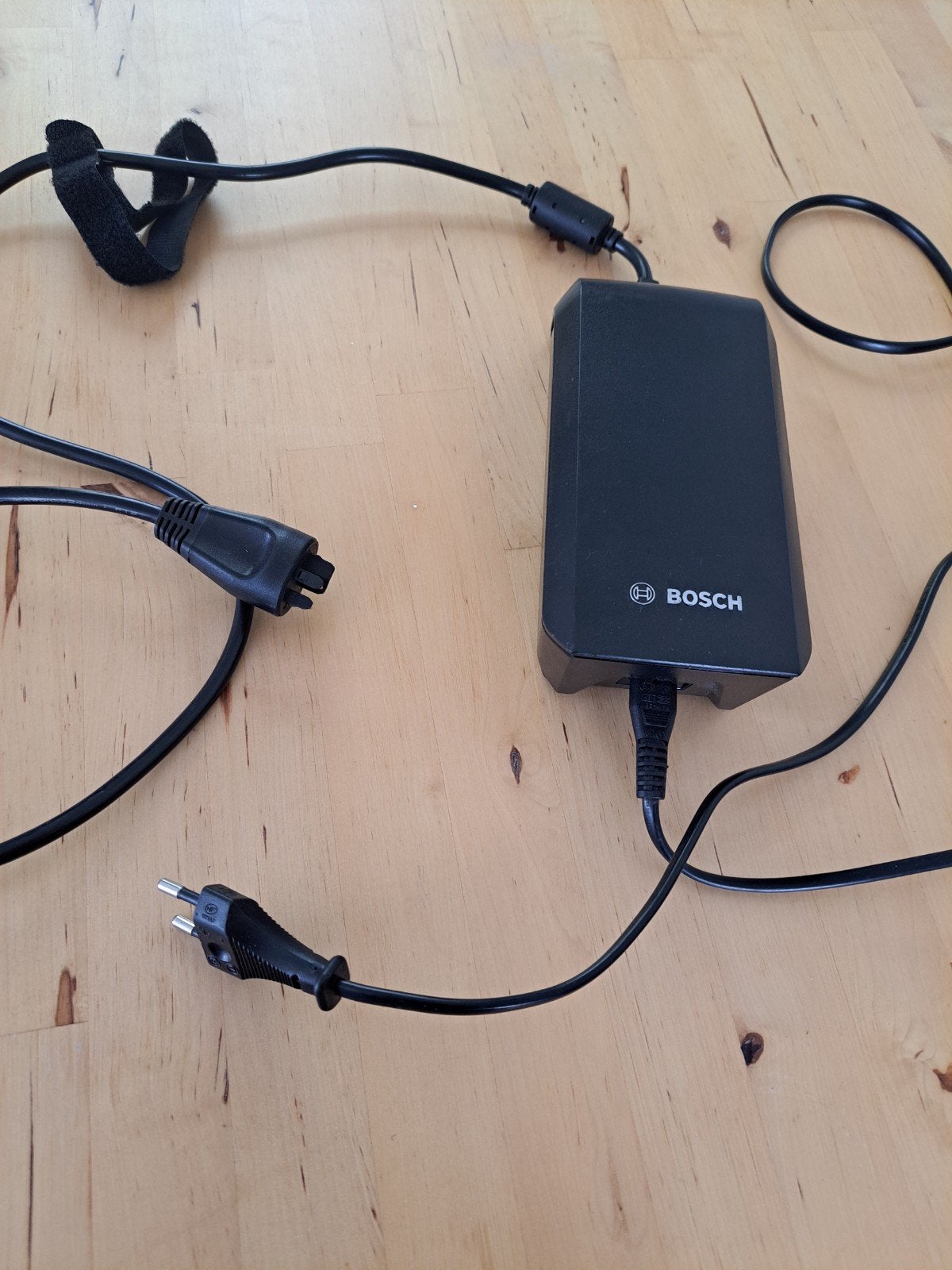 Bosch eBike Acculader 36V 4A - Standaard Lader BCS220, Fietsen en Brommers