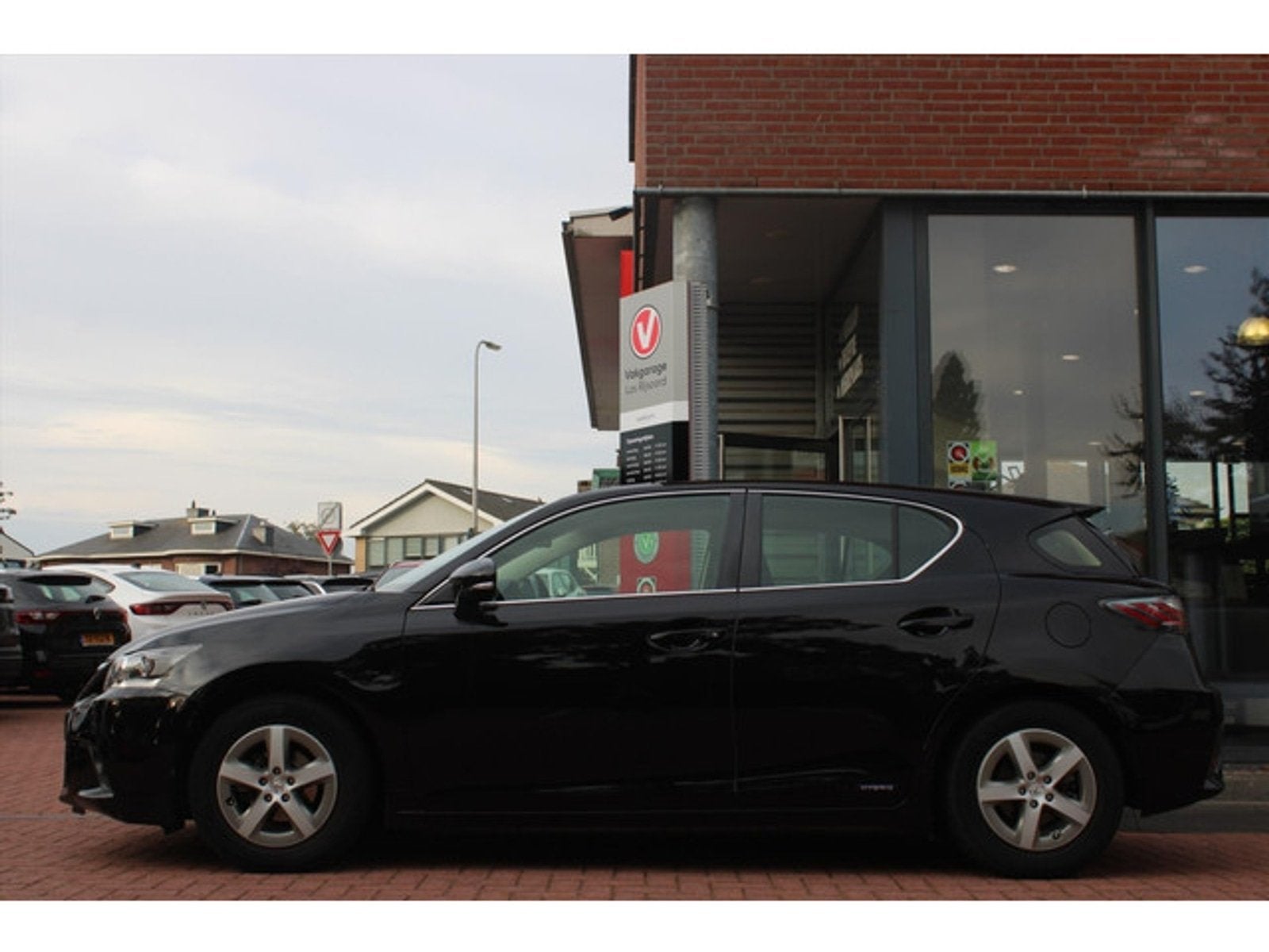 Lexus CT 200h Hybrid Aut. *Business* | Camera | Alcantara |, Auto's, Automaat, 1345 kg, Gebruikt, 4 cilinders