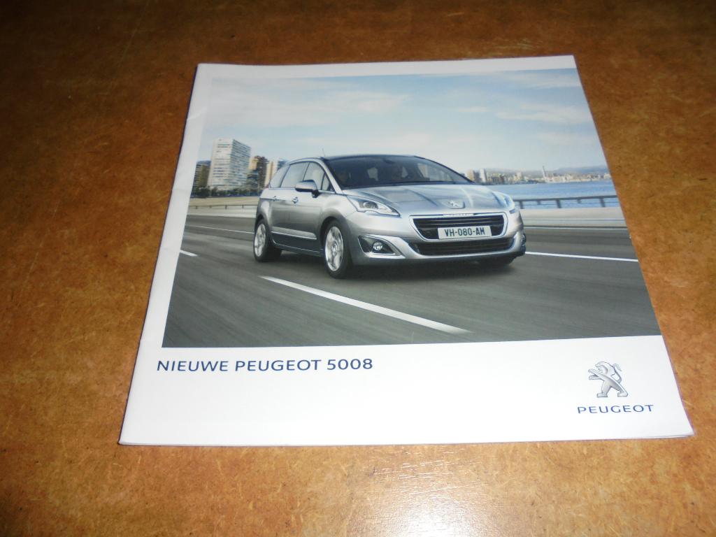 brochure Peugeot 5008 modellen 2014, Ophalen of Verzenden, Nieuw, Peugeot